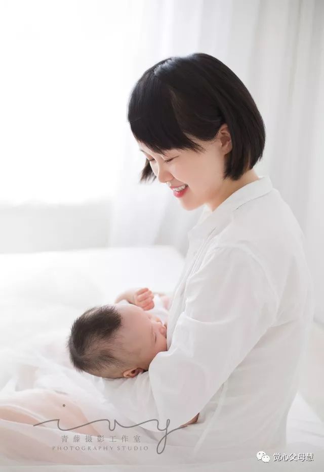 深圳的月嫂一個月大概費用多少錢呢？